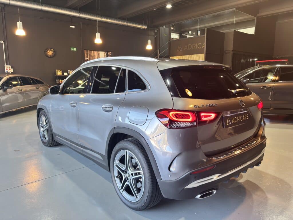 MERCEDES GLA