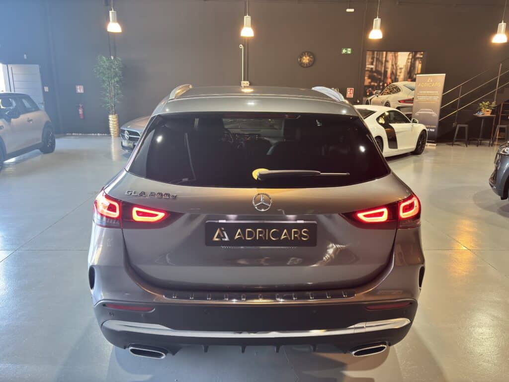 MERCEDES GLA