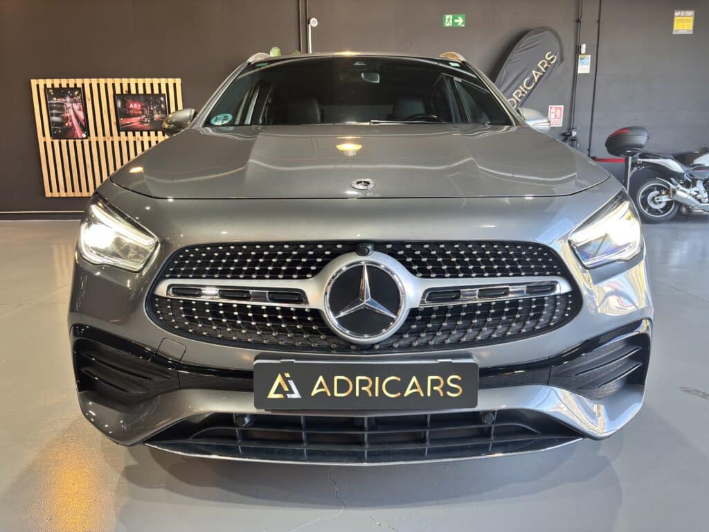 MERCEDES GLA
